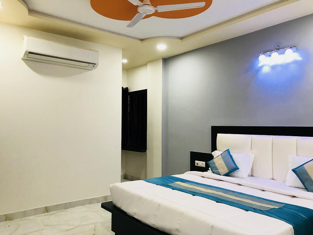 Aaradhya Residency Hotel Agra  Exterior photo