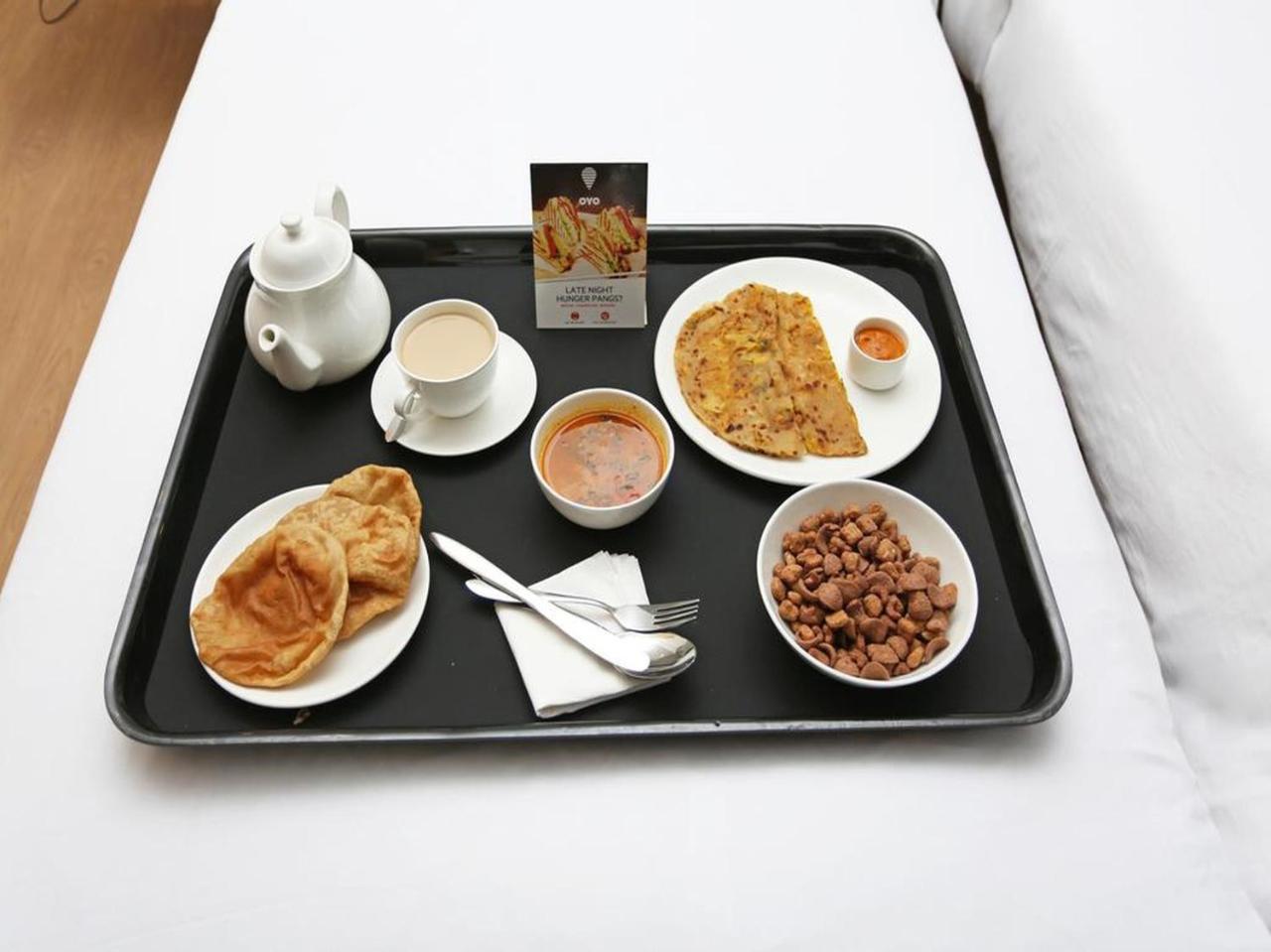 Aaradhya Residency Hotel Agra  Exterior photo